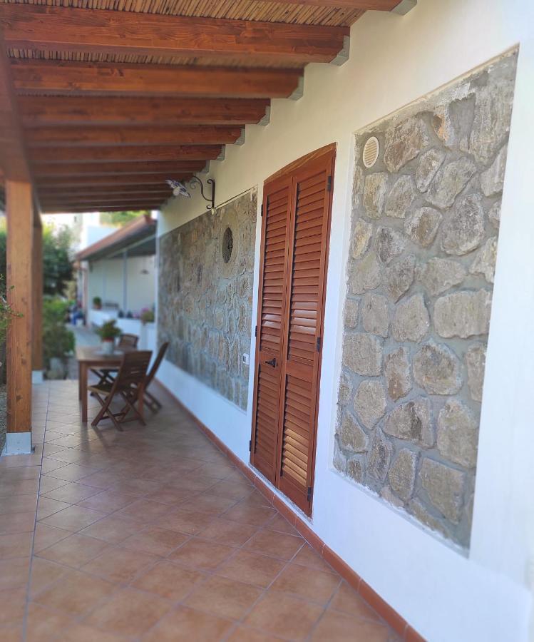 ליפארי Holiday Home Mennulita מראה חיצוני תמונה
