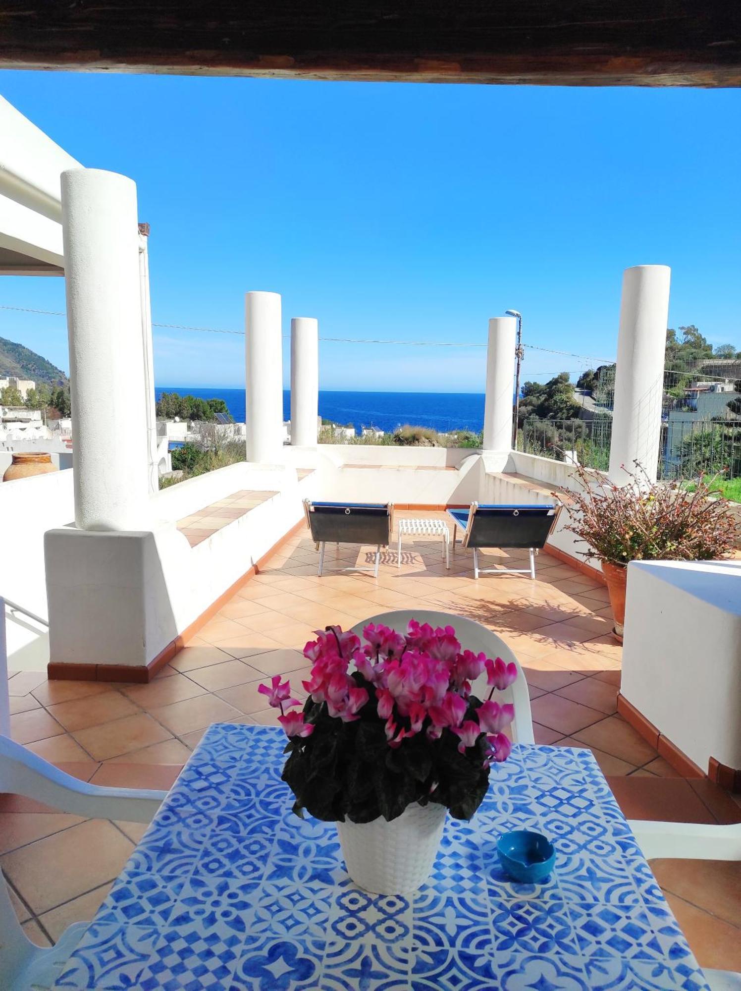 ליפארי Holiday Home Mennulita מראה חיצוני תמונה
