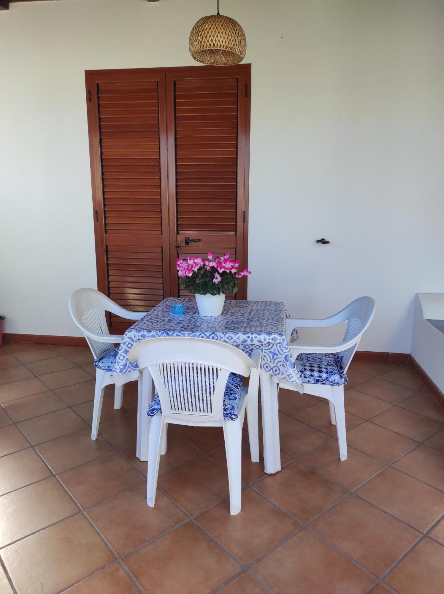 ליפארי Holiday Home Mennulita מראה חיצוני תמונה