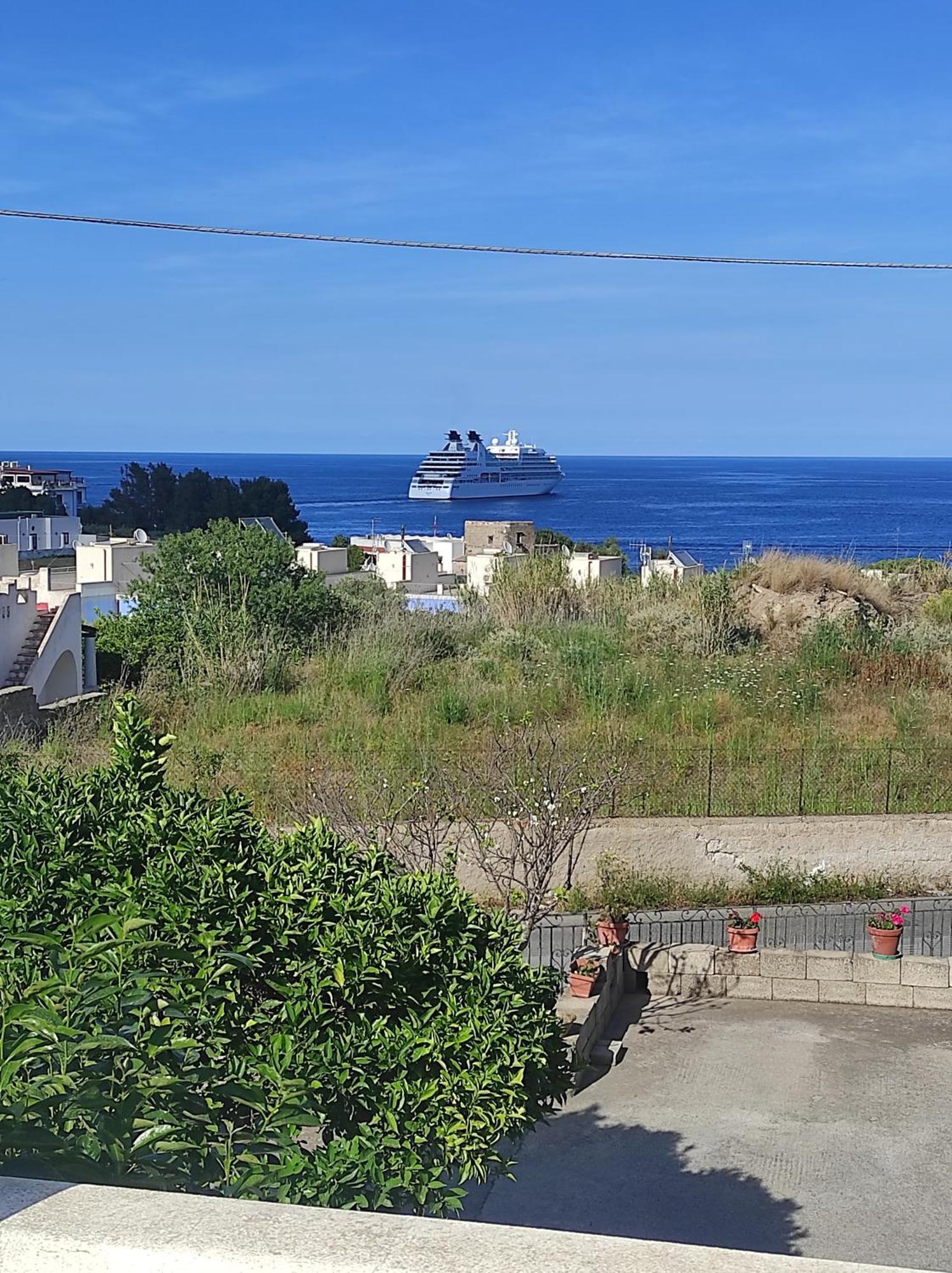 ליפארי Holiday Home Mennulita מראה חיצוני תמונה