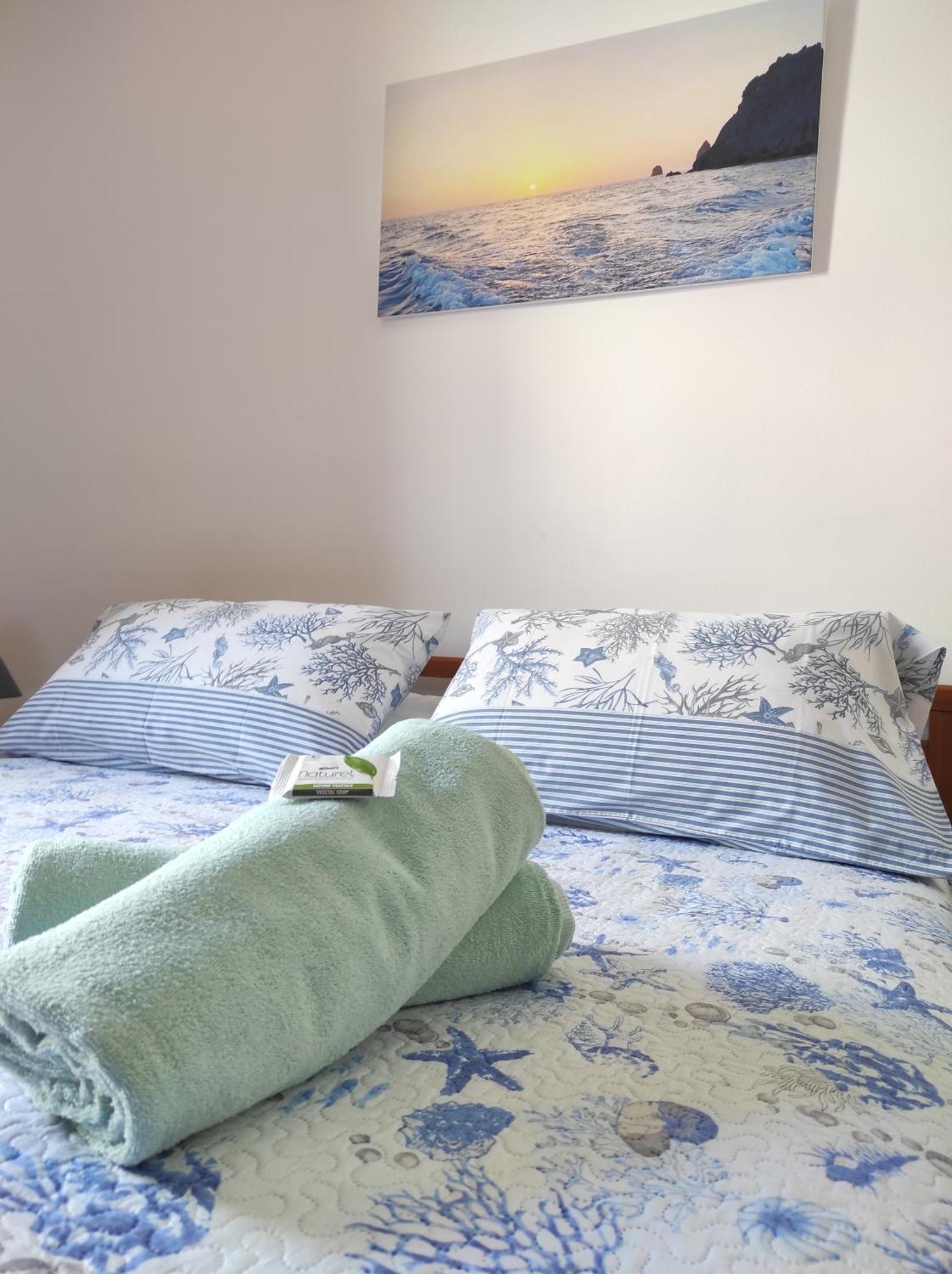 ליפארי Holiday Home Mennulita מראה חיצוני תמונה